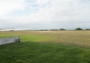 Amazing House 50m from Main 15km Swimming Beach