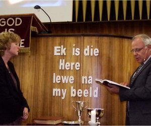 Bevestiging van Dr Lisel Joubert