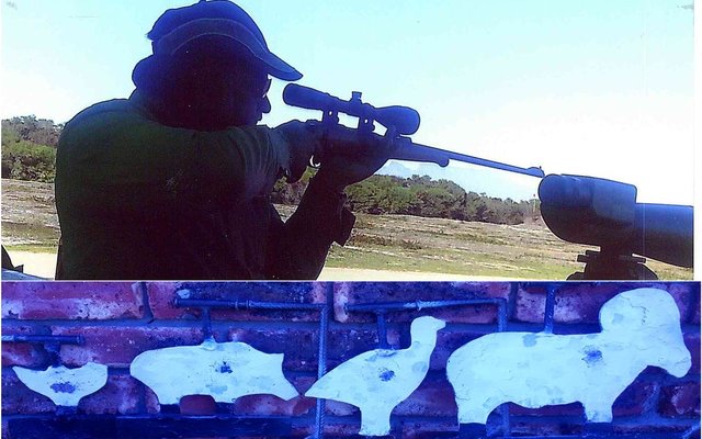 Johan van der Mescht se skadu-foto’s om sy identiteit  te beskerm asook die verskillende grote teikens wat van die kleinste tot die grootse met die oop-visier-gewere en oop-visier-“handguns” onderskeidelik op 25m, 50m, 75m en 100m geskiet word