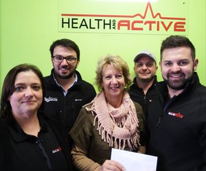 Gansies kwaak oor Pretstap