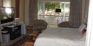 Main Bedroom with King bed