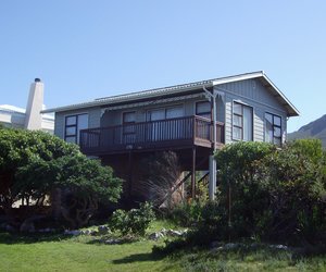 Beach Road log Cabin