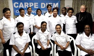 Twaalf versorgers gereed vir arbeidsmark