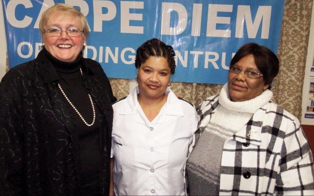 Suster Iréne de Waal, Gerda Gibson en Magrieta Adams.