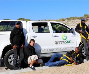 Romansbaai se Barnard-huis gaan groen