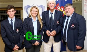 Rusty lewer vier WP-sterre op