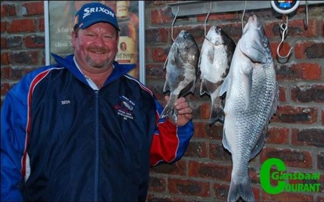 Die tweede plek het aan Deon Strydom behoort.