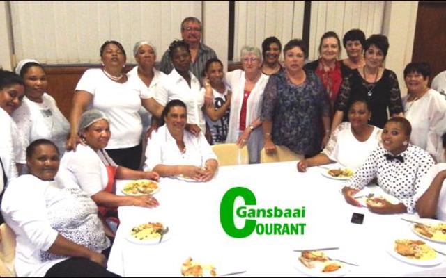 HaS se hardwerkende personeellede wat vir ‘n genoeglike aand in die Pretoriussaal gesorg het, met hul Bestuurder, John van Rooyen agter in die middel.