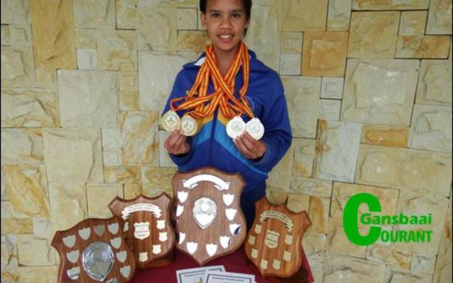 2016 se Algehele Toppresteerder: Kaylin Robertson (Dux leerder, Prinsipaaltoekenning, Wiskunde-trofee en Natuurwetenskap-trofee).