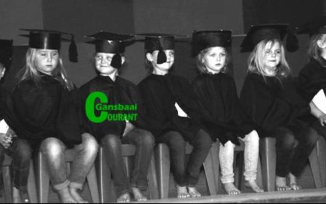 ‘n Deel van die Gr RR kleuters wat hul diplomas ontvang het en wat volgende jaar as Gr R leerders na die “groot” skool toe oorgeplaas word.