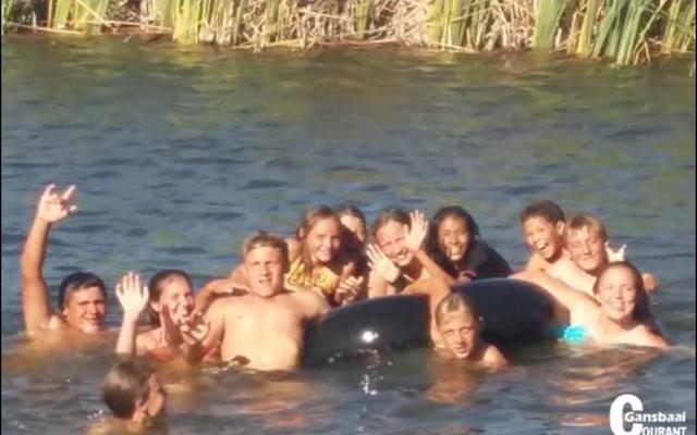 Water bly ‘n groot aantrekkingskrag vir enige jongeling.