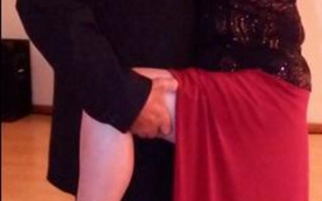 Len en Ané van Hermanus, gereelde gaste by die boot-hengelklub, het vir ‘n verrassing gesorg met die uitstekende en professionele uitvoering van die Argentine Tango dans.