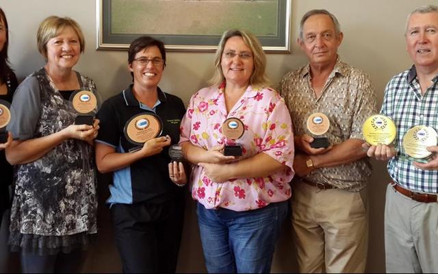 Die toegewyde onderwysspan van Laerskool Gansbaai is van links:  Jolandi Oosthuizen (Gr 3.1),  Carina Brown (Gr 3.2),  Marlene Koekemoer (Departementshoof InternSen Fase),  Alana Louw (Departementshoof Grondslagfase),  Eric Haxton (Gr 6 Tale) en  Eben van der Merwe (Skoolhoof).