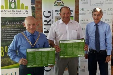 Various roll players with the signing of the Overberg Wetland Report. From left Ald Sakkie Franken (Executive Mayor of the Overberg District Municipality), Cllr Paul Swart (Executive Mayor of the Cape Agulhas Municipality) and David Beretti (Municipal Manager of the Overberg District Municipality).