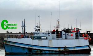 South West Condor land byna-byna op seebodem