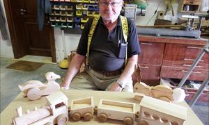 Rodger woeker vir HaS