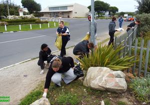 Verstommende 9 054 stukkies rommel opgetel