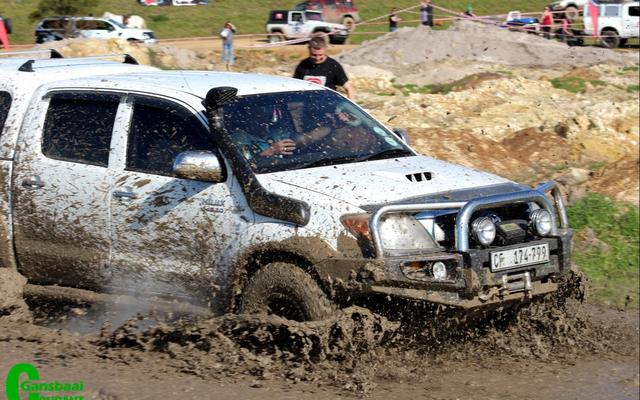 Weens die oorweldigende belangstelling moes daar drastiese verandering aangebring word aan die program.  Daar is weggedoen met groepleiers en wegspringtye om seker te maak dat almal betyds terug sou wees van die besigtingingsroete.  Die Ouer-Onderwyser-Vereniging het gesorg dat daar dwarsdeur die dag eet- en drinkgoed beskikbaar was.