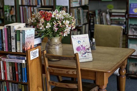 Book_Exchange_reading_table_1509110080