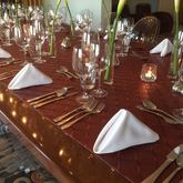 New 16-seater "Table of Friends"