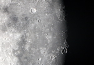 82% Illuminated Moon & lunar eclipse 31 Jan 2018