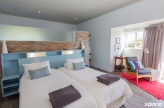 Whalesong_lodge_bedroom2_1517310325