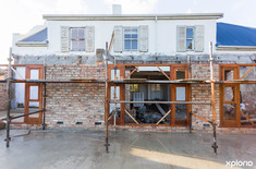 Maureen_Wolters_architect_busy_renovating_1527845203