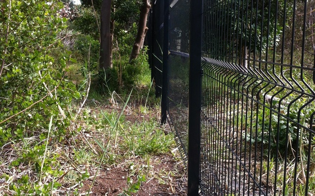 Clear View type fence