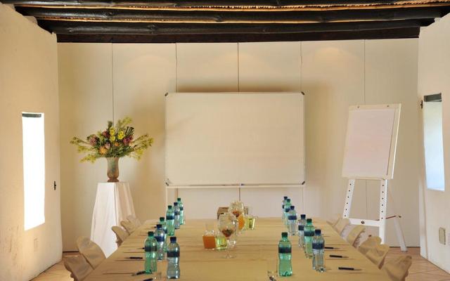 Conference_cloete_room2_1530012692