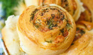 Recipe: Super Savoury Bread Rolls