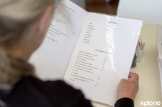 bettys_bay_places_to_eat_restaurant_on_the_edge_restaurant_orderig_1537526433