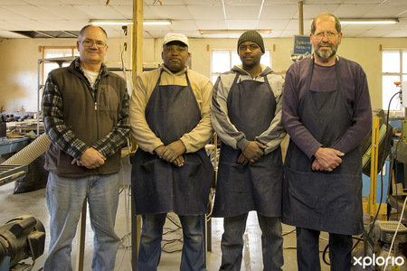 kleinmond_creative_shops_wine_barrel_creations_team_1538045108