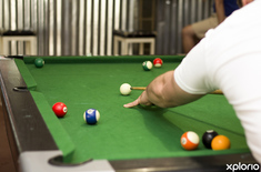 pringle_bay_bar_head_office_pub_playing_pool_1541847112