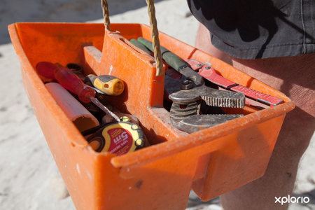 struisbaai_plumber_luther_loodgieters_equipment_1__1543571330