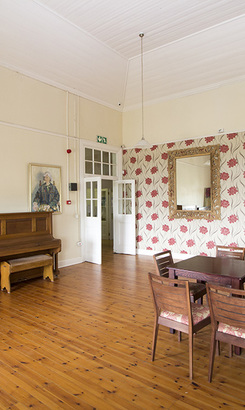 napier_retirement_homes_napier_retirement_home_pianos_1547017617