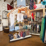 struisbaai_nana_s_boutique_display_1_1548916962_1549884230