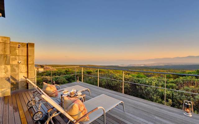 web_grootbos_accommodation_forest_suite_lux_deck_02_1550137631