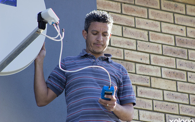 pringle_bay_home_television_dstv_tv_tronix_connecting_signal_finder_device_1534513627_1550219001 pringle_bay_home_television_dstv_tv_tronix_connecting_signal_finder_device_1534513627_1550219001