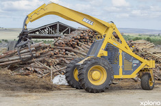 napier_building_construction_fynbos_pole_depot_moving_machinery_1551171306