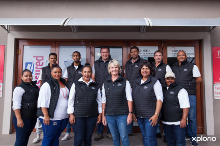 bredasdorp_house_of_carpets_furniture_appliances_team_2__1551363733