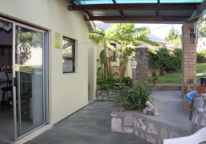 R1,400,000 | 4 Bedroom House For Sale in Bredasdorp