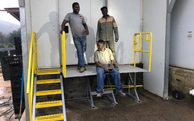 overberg_sandblasting_steelworks_hydraulic_ramp_fabrications_1555337610