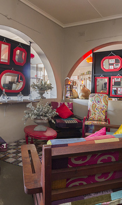 bredasdorp_restaurants_flames_grill_pub_waiting_area_1556263008