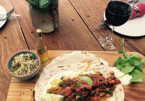 Breakfast & Lunch Restaurant