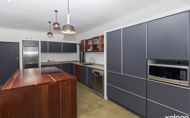 bredasdorp_building_and_construction_callie_kombuiskas_kitchen_cupboards_1556192797_1559819917