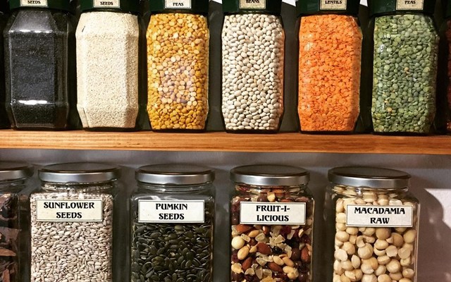 Martin's Deli - Nuts & Seeds