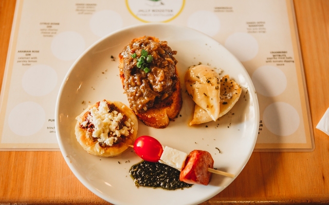 Jolly_Rooster_229__1561455184