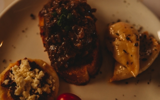 Jolly_Rooster_230__1561455184