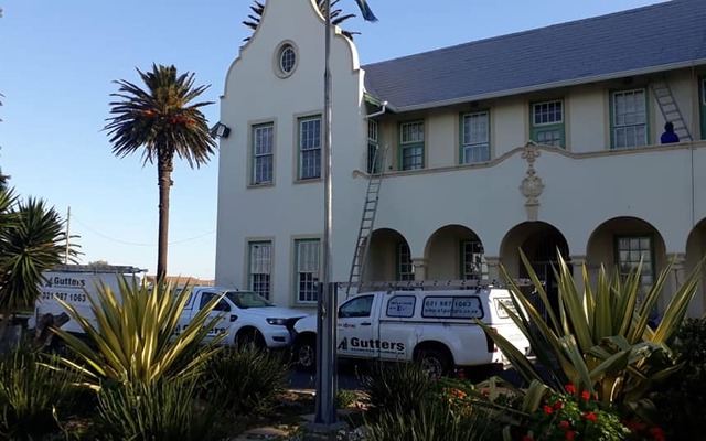 A1_gutters._1561474311