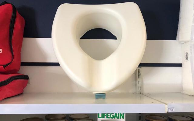 bredasdorp_pharmacy_toilet_seat_raisers_1562665074